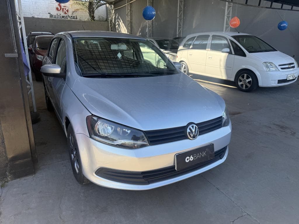 Volkswagen Voyage 2013