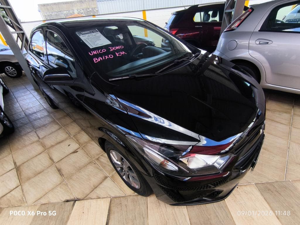Chevrolet Onix Hatch 2021