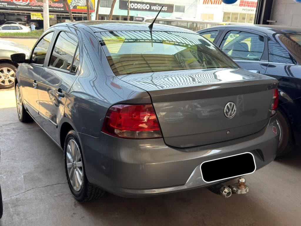 Volkswagen Voyage 2011