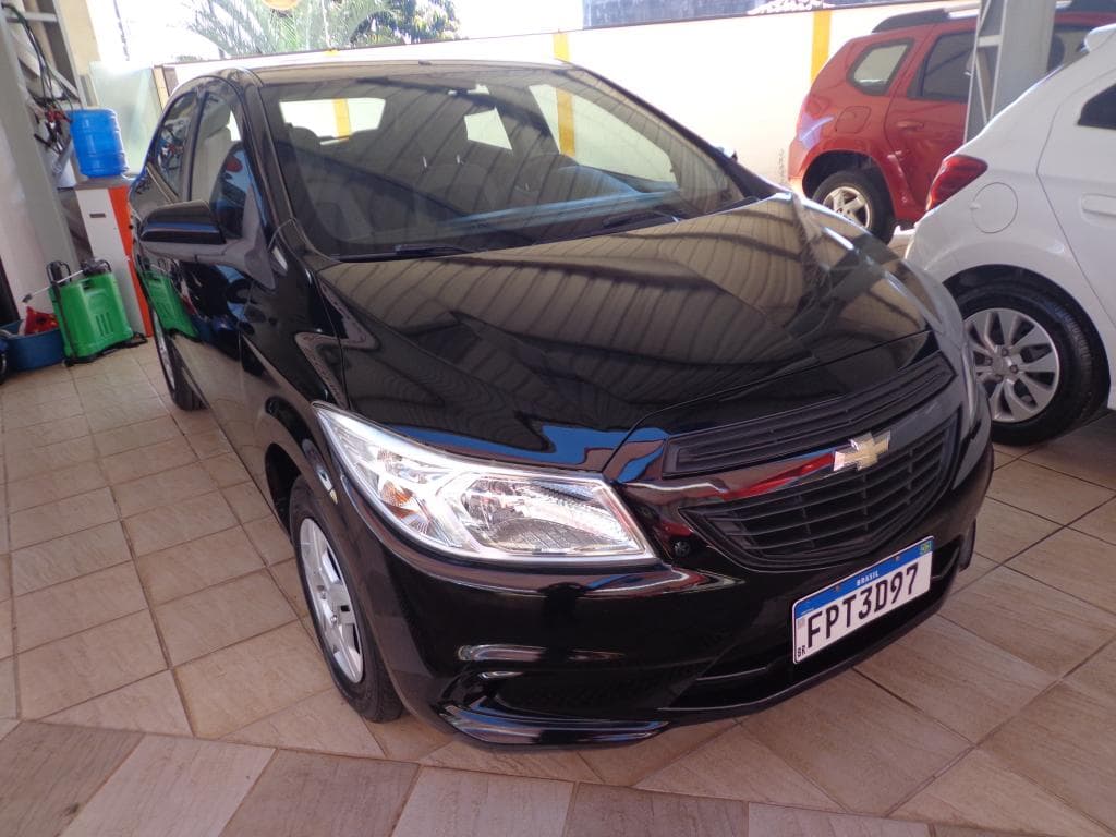 Chevrolet Onix Hatch 2015